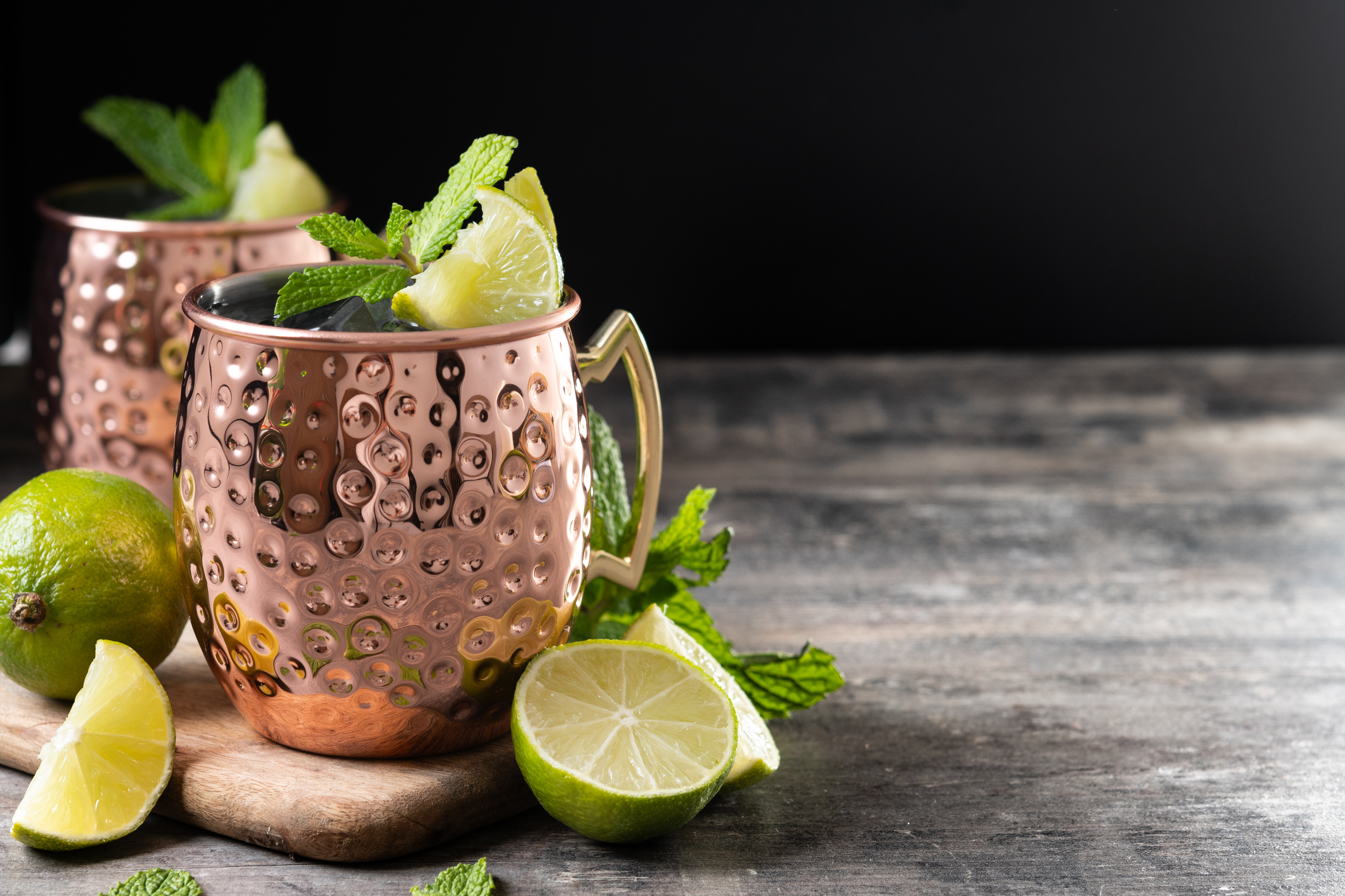 Copper mug Moscow Mule with mint